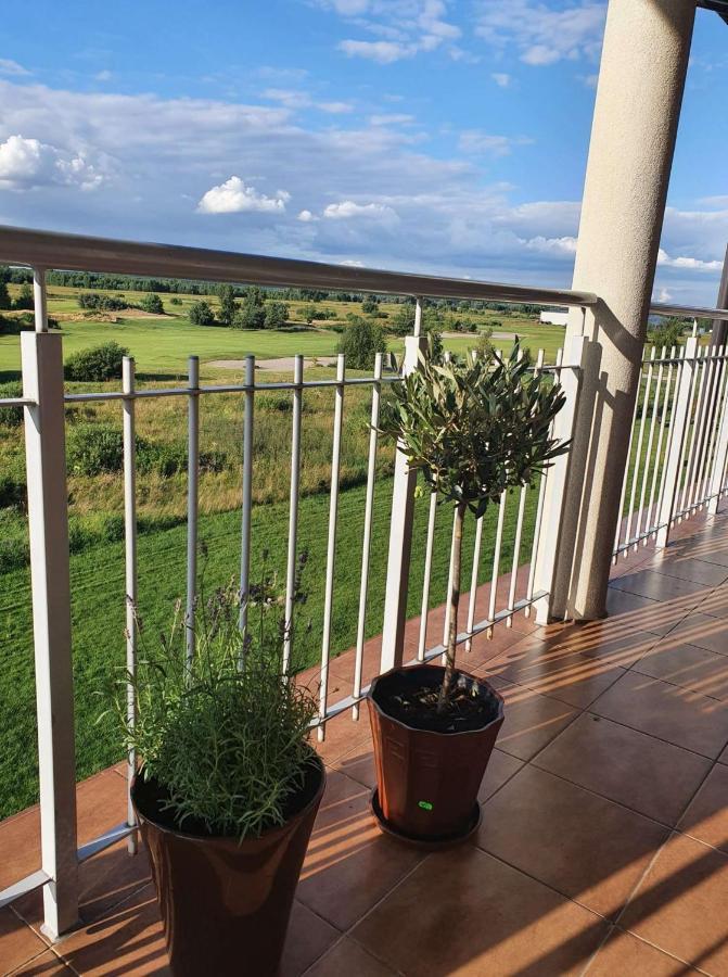 ApartGolf Sobienie Królewskie Sobienie Szlacheckie Zewnętrze zdjęcie